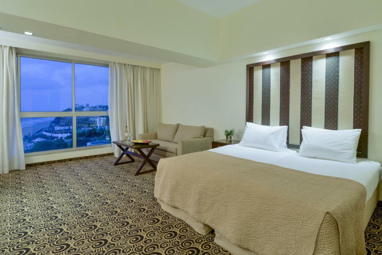 Hod Hasharon Luxury Apartment Herzliya Экстерьер фото